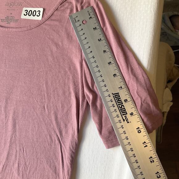 A:glow Maternity Women Shirt Size M Mauve Ruched Scoop Neck Pullover Stretchy - Picture 4 of 7